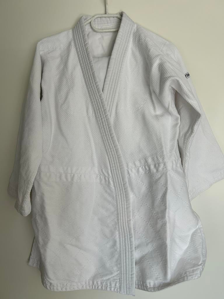 Judo pak merk Outshock, Ophalen, Gebruikt, Maat XS of kleiner, Judo