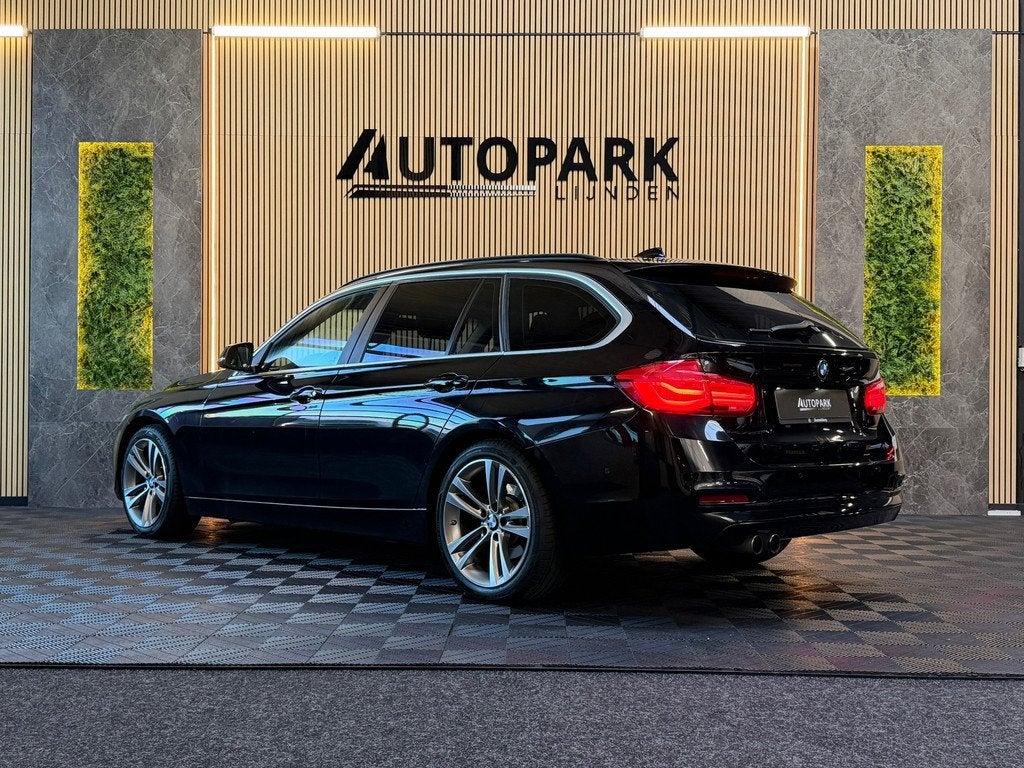 BMW 3-serie Touring 320i Executive |AUTOMAAT|CAMERA||NAP|DEA, Automaat, 1998 cc, 4 cilinders, Zwart