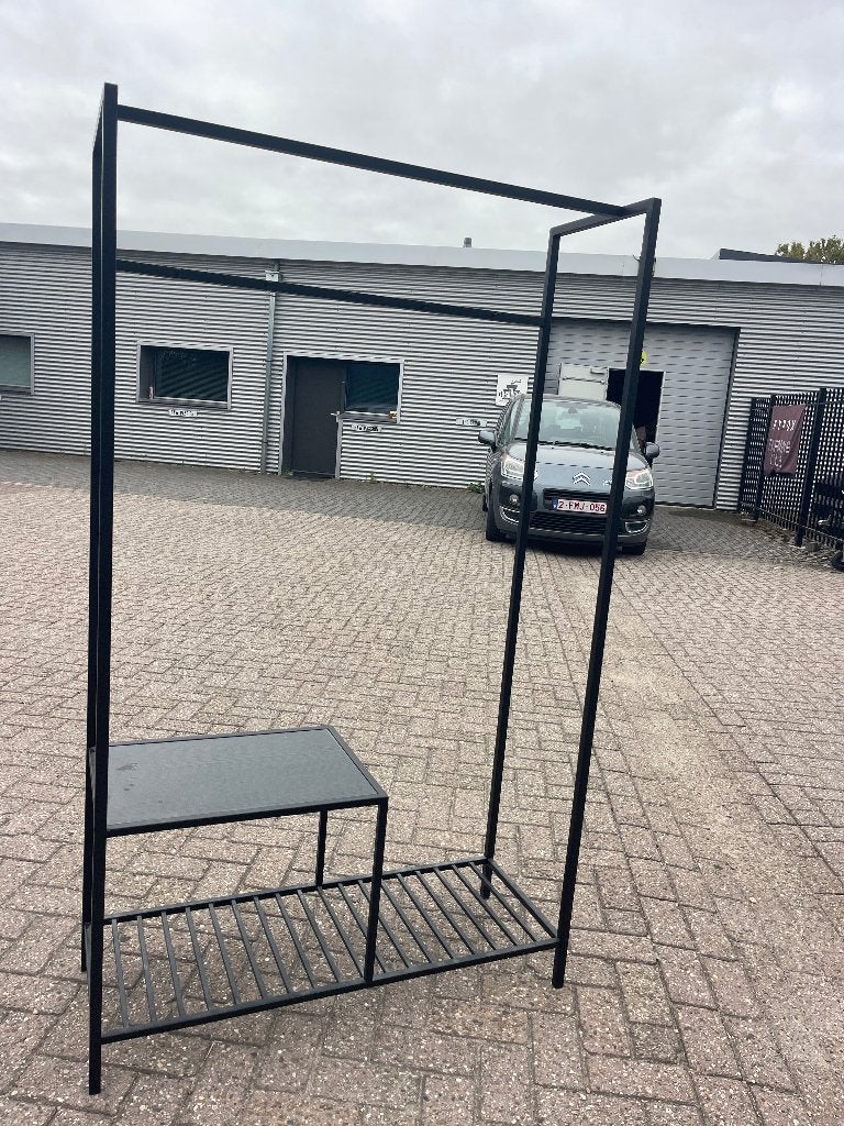 Muur Kapstok, Ophalen, 100 tot 150 cm, Zo goed als nieuw, Metaal