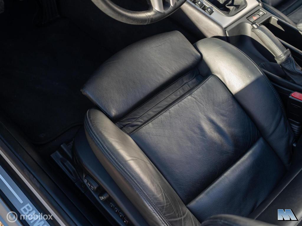 BMW 3-serie E46 Cabrio 320Ci l Handbak l Eerste eigenaresse, Achterwielaandrijving, Gebruikt, Zwart, Cabriolet