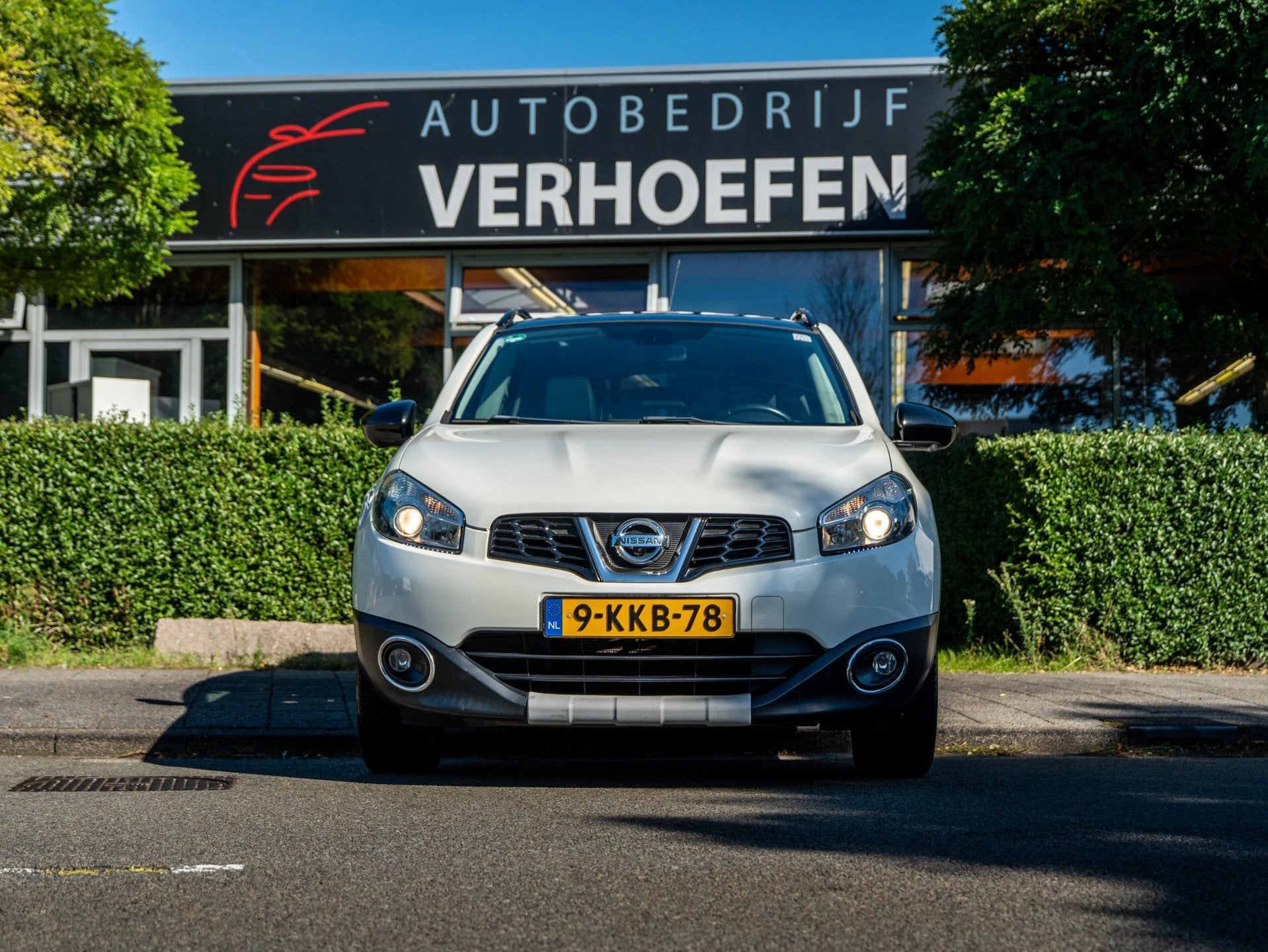 Nissan Qashqai 1.6 360 NAP | PANORAMA DAK | 360 CAMERA | FAC, Auto's, Voorwielaandrijving, Euro 5, Gebruikt, 4 cilinders