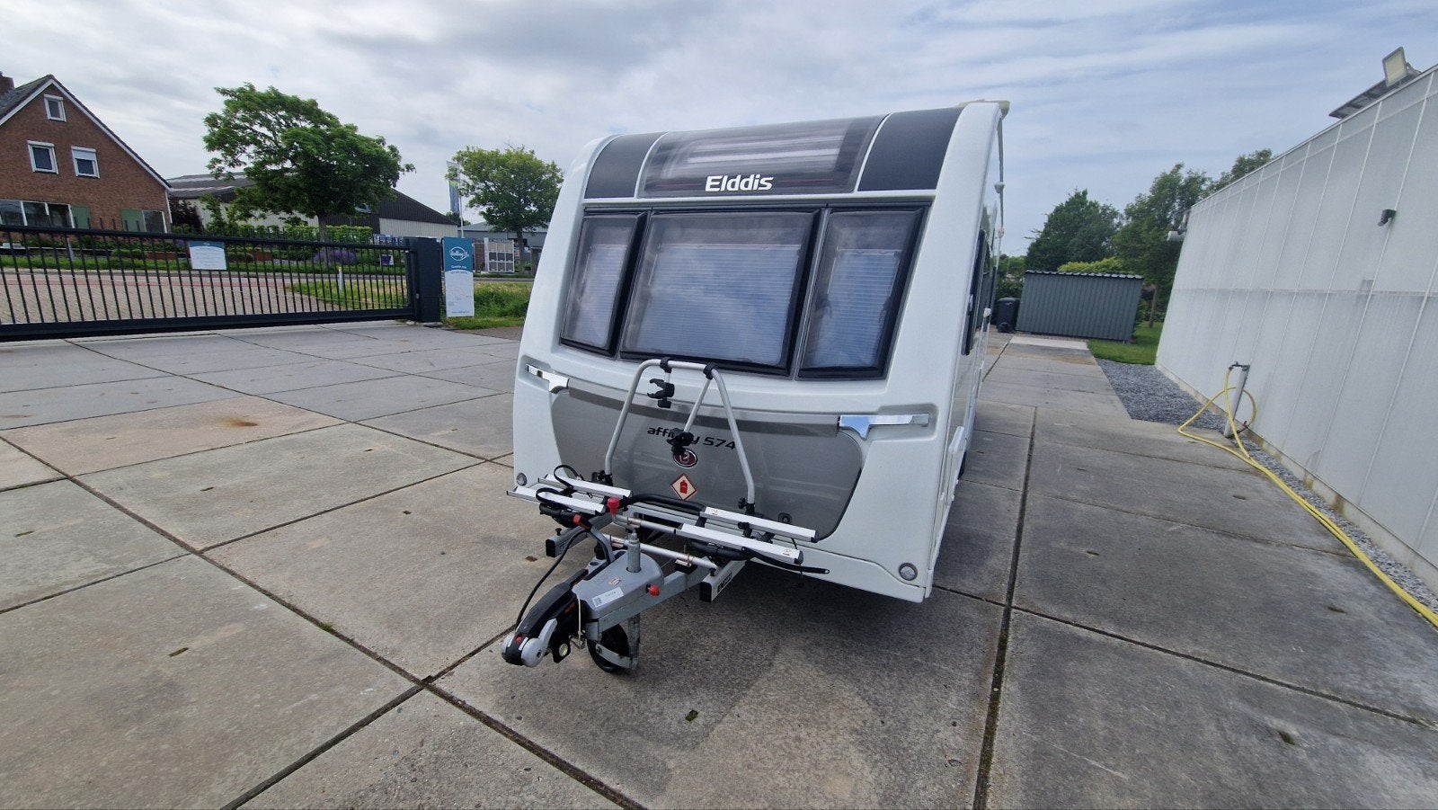 Elddis Affinity 574 uit 2018 - Zo goed als nieuw!, Caravans en Kamperen, Caravans, Elddis, 7 tot 8 meter, Schokbreker, Particulier