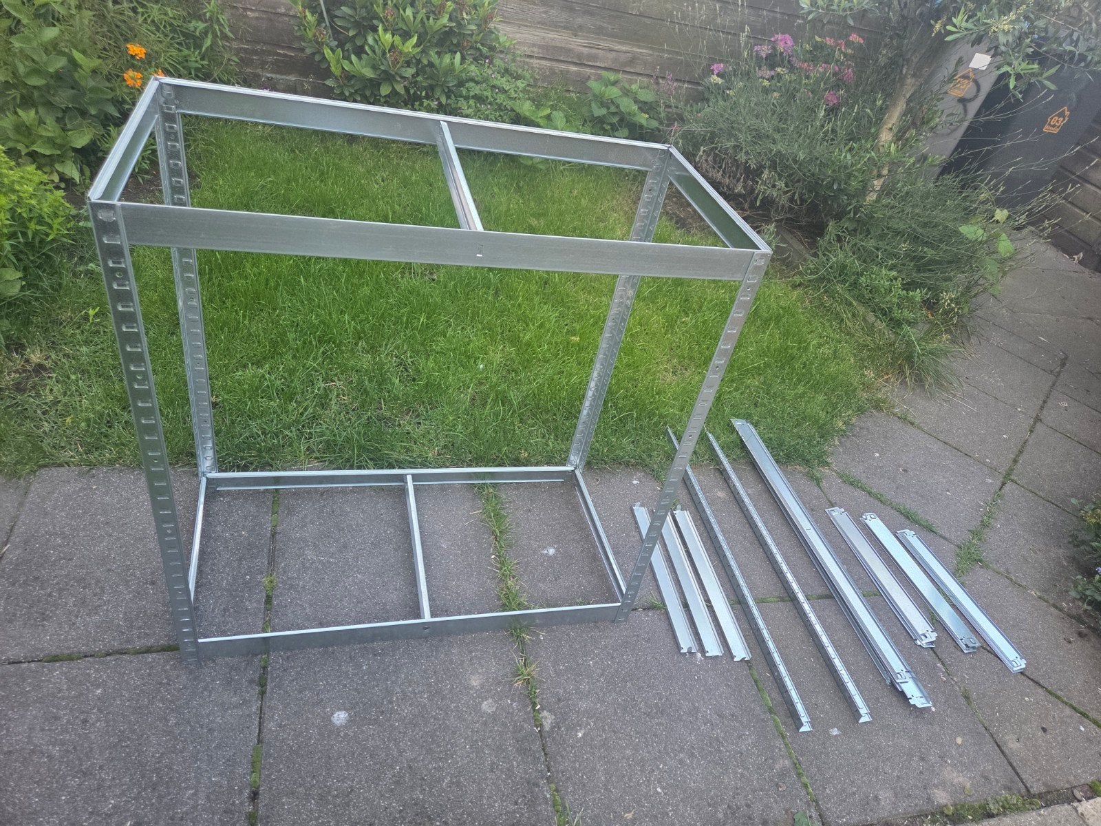 Metalen rek met houten planken schuur kelder zolder, Ophalen, Gebruikt