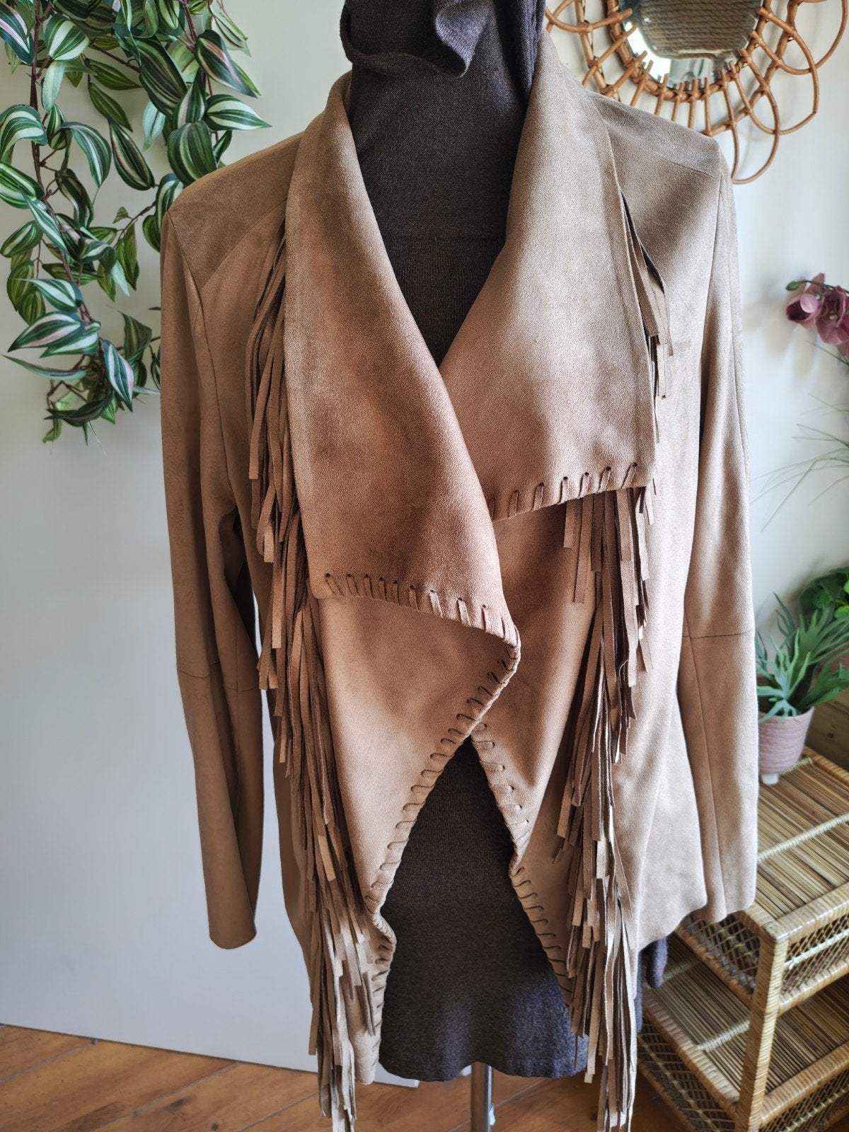 jasje franjes maat m l 42 44, Ophalen of Verzenden, Zo goed als nieuw, Maat 38/40 (M), Beige