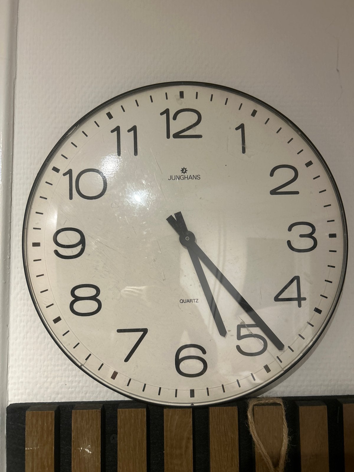 Junghans Quartz Wandklok - Klassiek Design, Ophalen of Verzenden