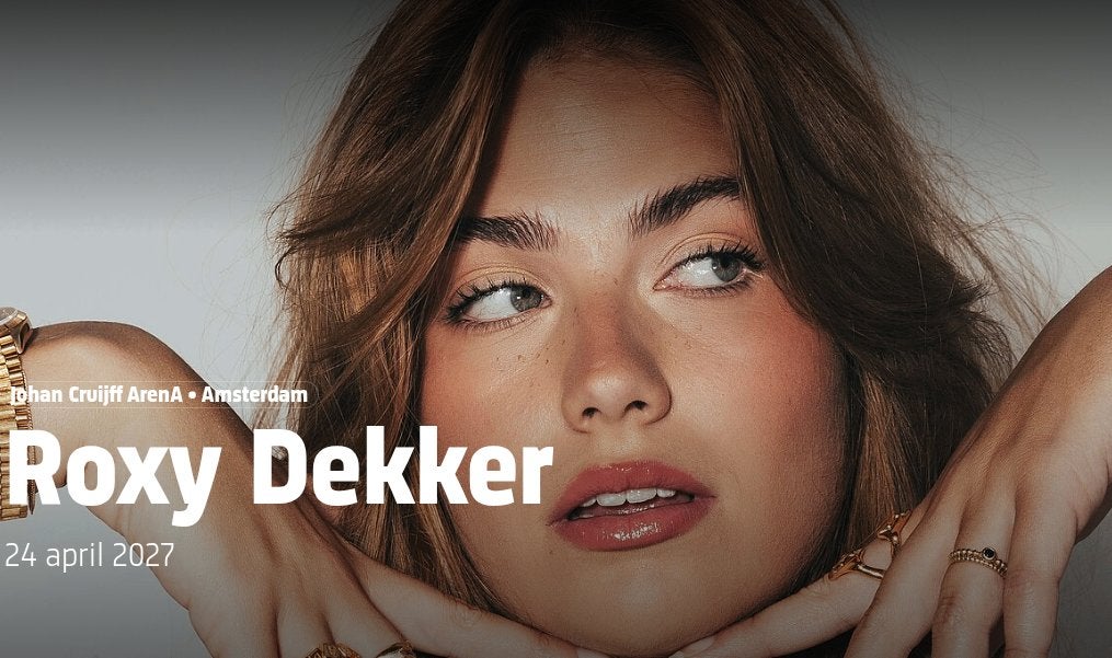 3x Roxy Dekker ArenA (24-04-2027) - Vak 123, 1e Ring rij 4., Drie personen of meer, April