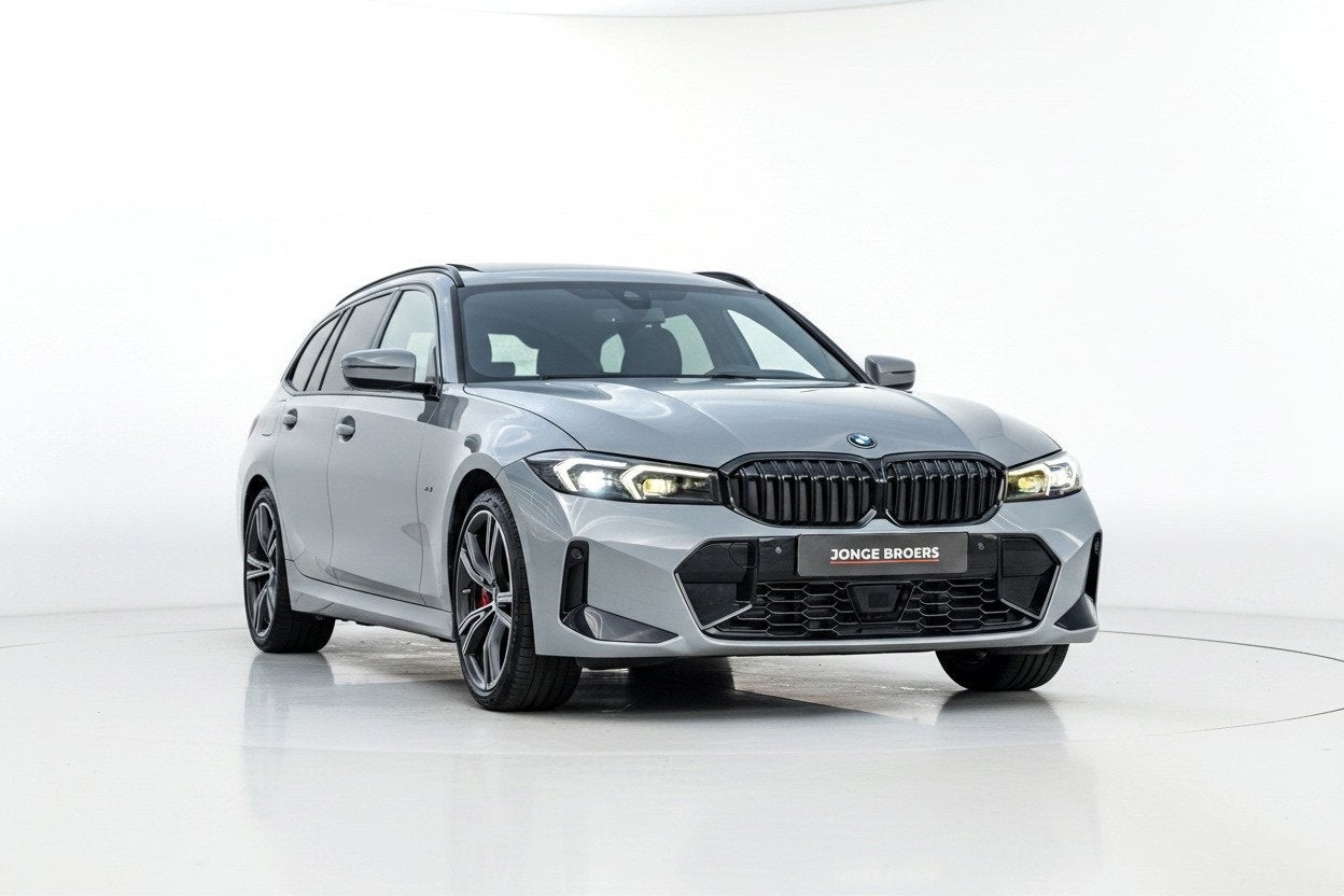 Foto 21 van BMW 3-serie Touring 330e Pano/M-Sport/HUD/Trekhaak