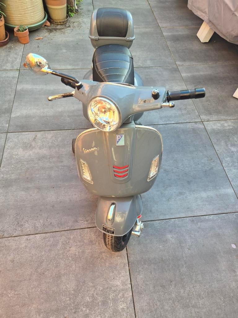 Kindervespa  brommer, Ophalen