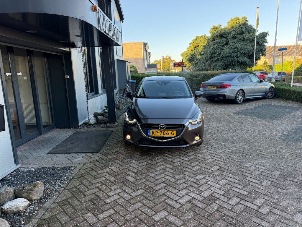 Mazda 2 1.5 Skyactiv-G GT-M 116PK Navi, Climatcntrl, Cruisec, Voorwielaandrijving, Euro 6, 4 cilinders, Bruin