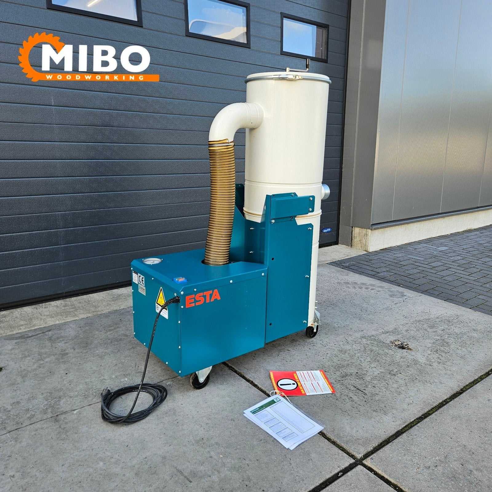 Esta afzuiger compact model ** Afzuiging als nieuw