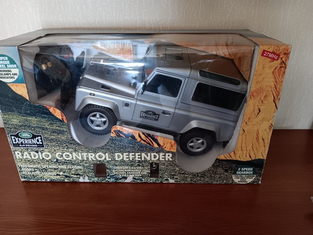 TE KOOP RC land rover 9 volt, Ophalen, Gebruikt, Auto