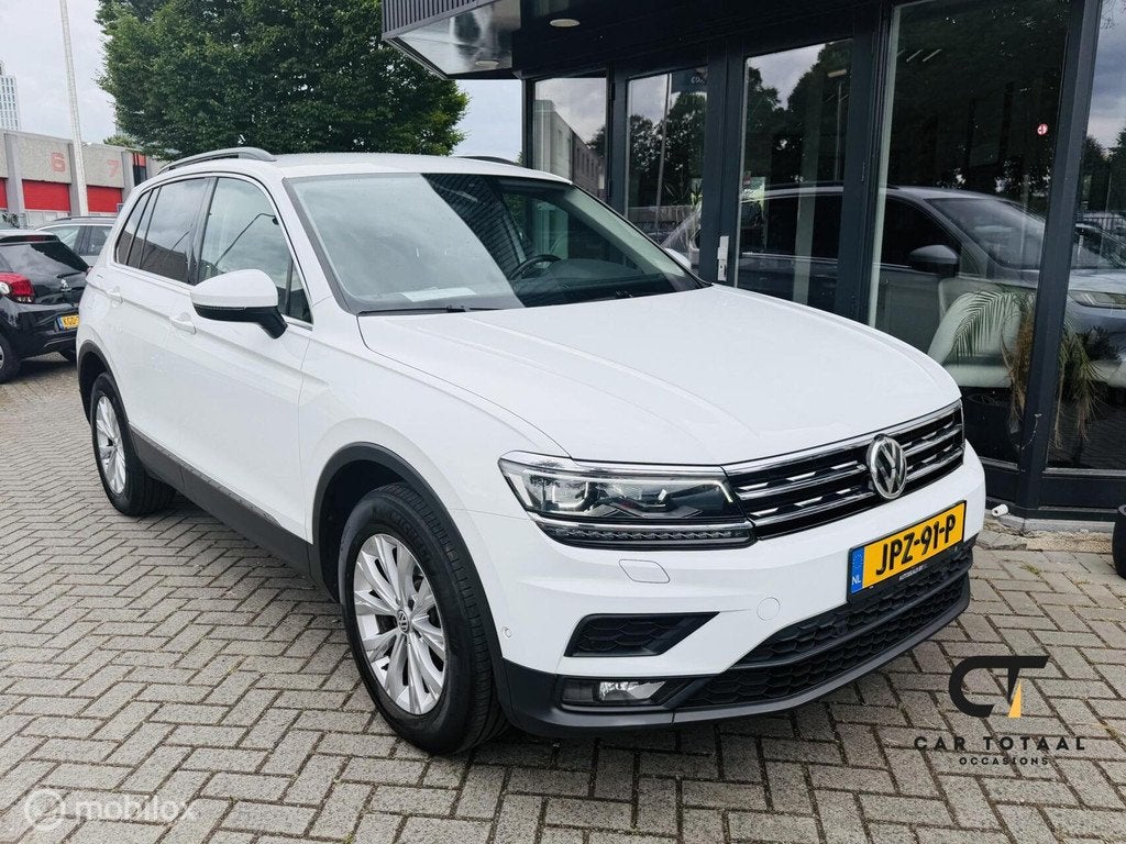 Volkswagen Tiguan 2.0 TSI 4Motion Highline R|CARPLAY|VIRTUAL, Auto's, Volkswagen, Automaat, Gebruikt, Euro 6, 1984 cc