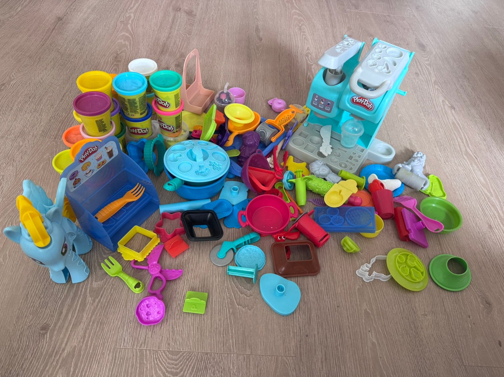 Doos Play-Doh, Ophalen of Verzenden, Gebruikt, Knutselen