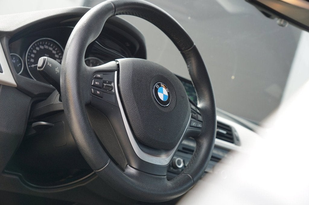 BMW 3-serie Touring 316i Business Plus | Mineralgrau metalli, Auto's, BMW, Gebruikt, 4 cilinders, Handgeschakeld, 1100 kg