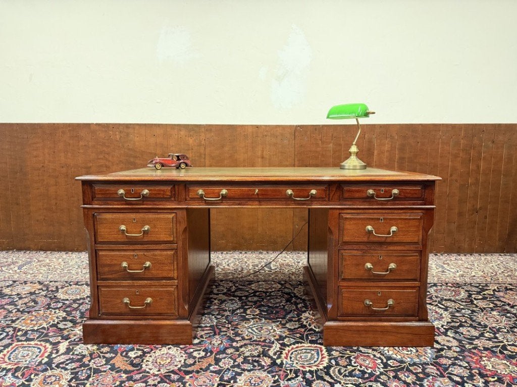 Klassiek Engels Globe Wernicke Bureau