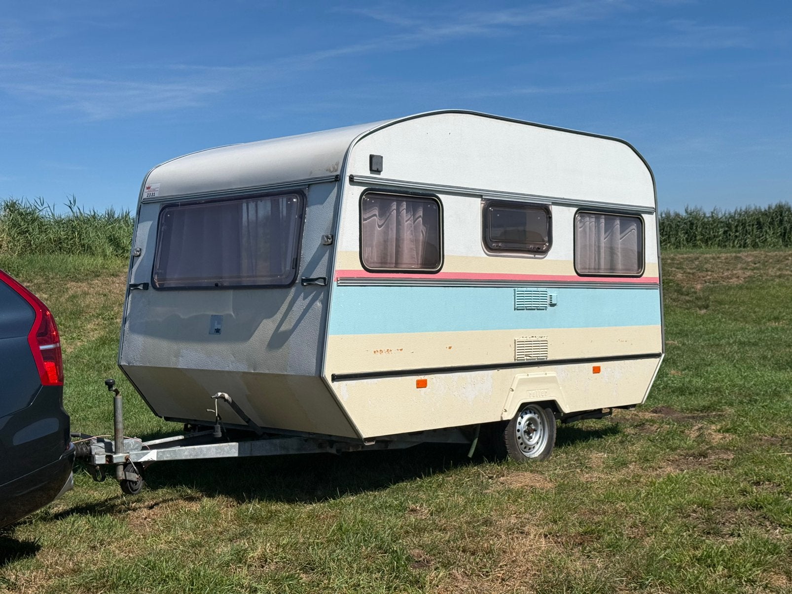Roller Palace 350 — retro festivalcaravan, compleet € 975, Particulier, 500 - 750 kg, Overige merken