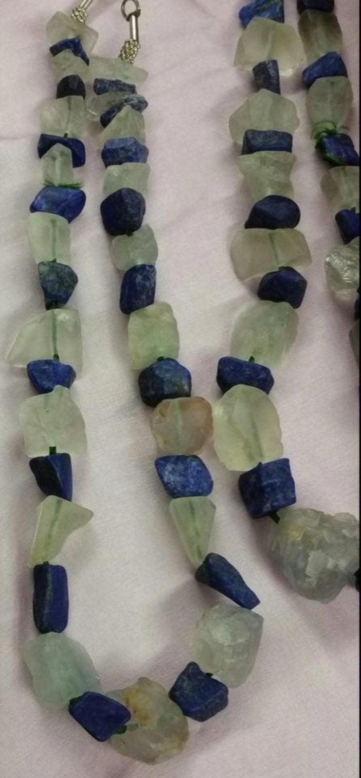 Fluoriet en Lapis Lazuli Ketting - 50cm, Sieraden, Tassen en Uiterlijk, Kettingen, Blauw, Nieuw, Ophalen of Verzenden, Steen of Mineraal