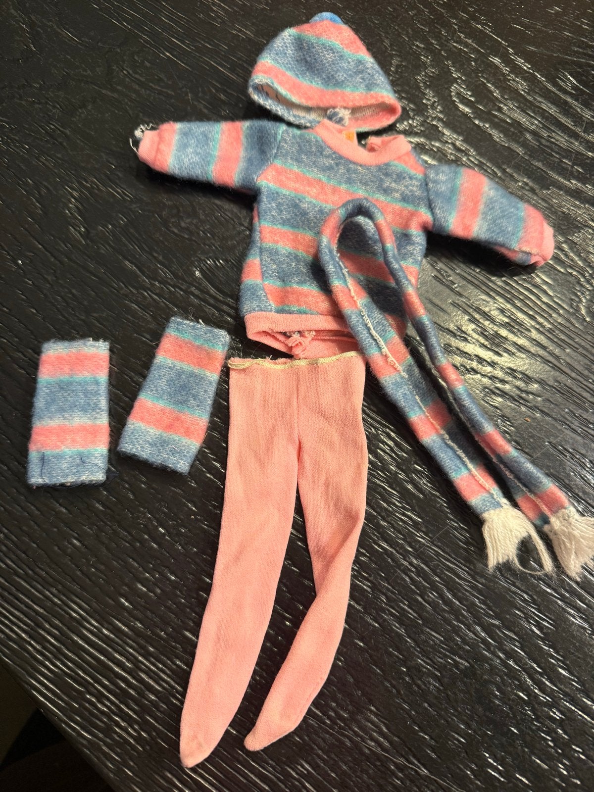Vintage Sindy/Fleur 'Famous Fashion' outfit (jaren '80), Ophalen of Verzenden, Gebruikt, Overige typen