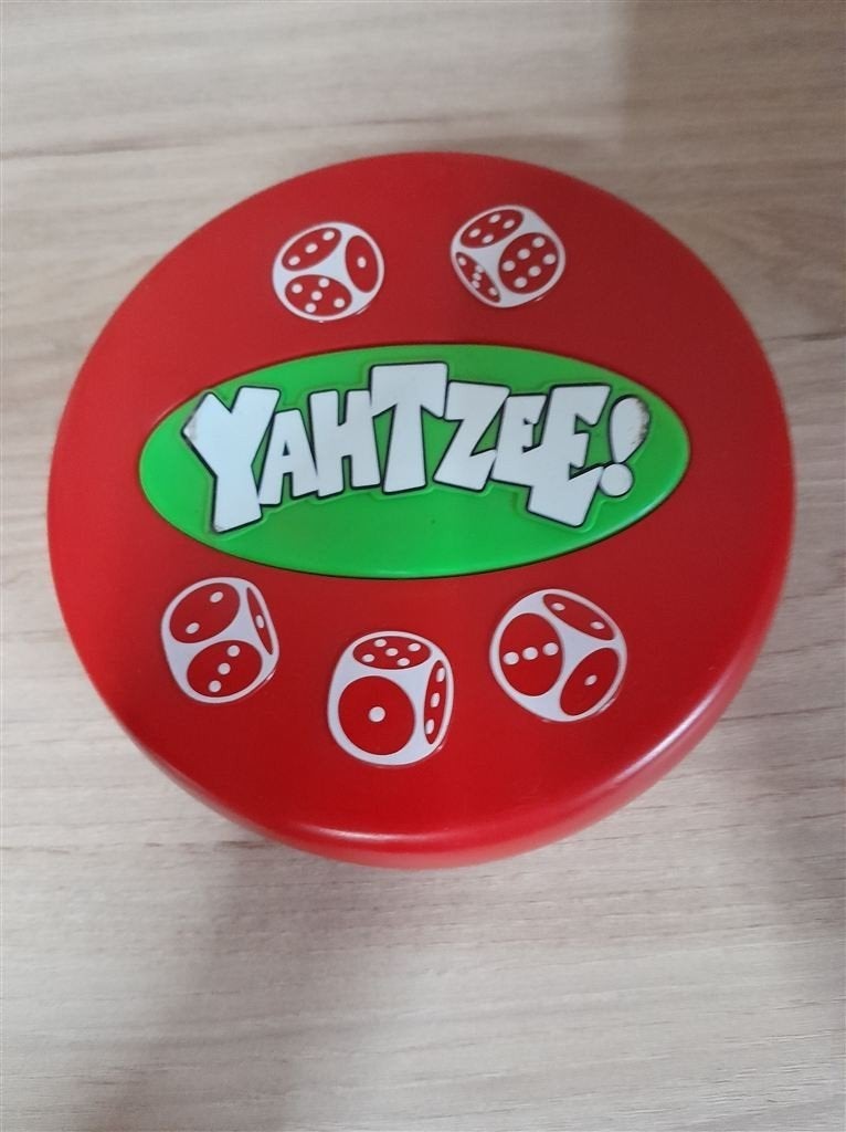 yahtzee in rode speeldoos - s4388, Verzenden, Zo goed als nieuw