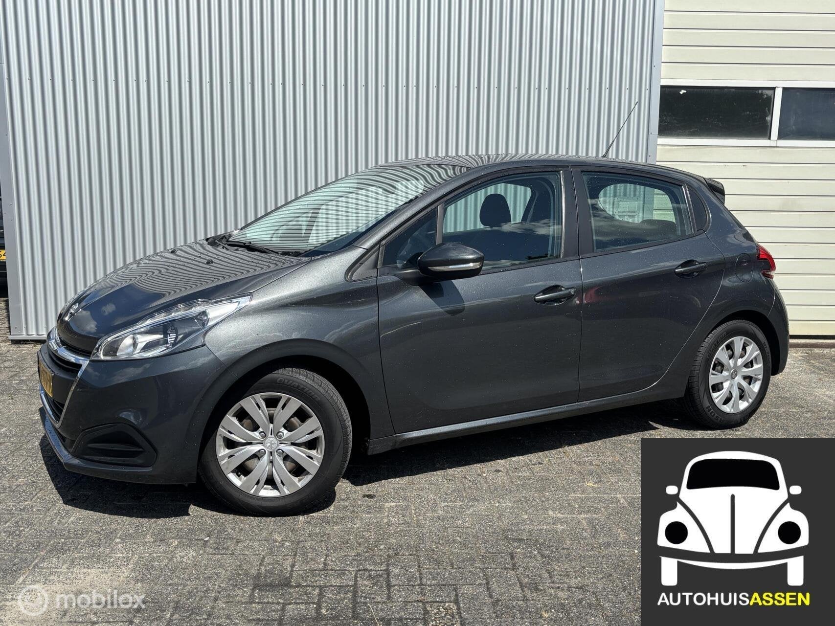 Peugeot 208 1.2 PureTech Active, Voorwielaandrijving, Gebruikt, 1199 cc, 82 pk
