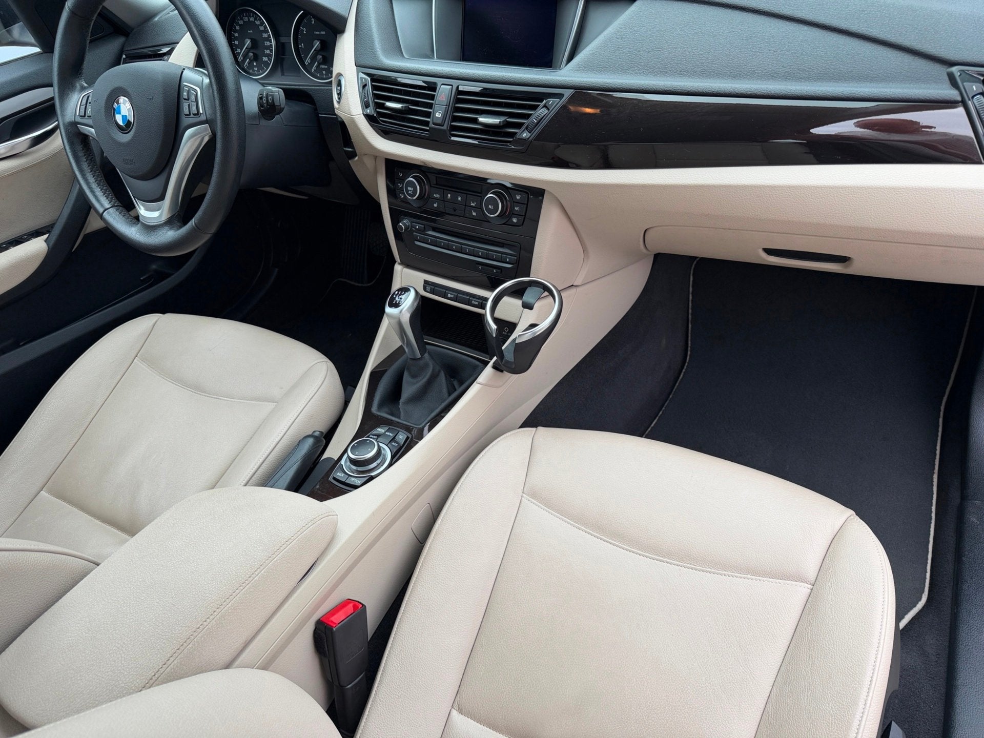 BMW X1 20i Upgrade Edition |VEEL OPTIES|184PK, Auto's, BMW, X1, Achterwielaandrijving, 4 cilinders, Met garantie (alle)