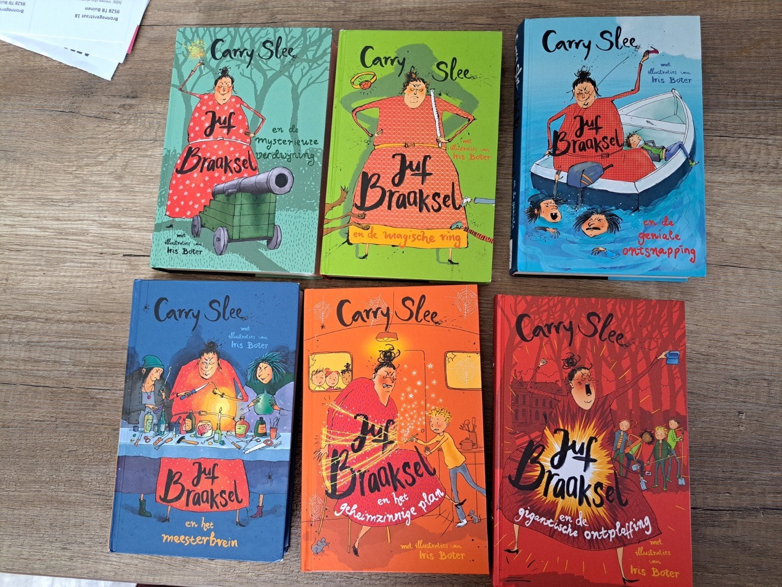 Juf Braaksel boekenreeks - Carry Slee (6 boeken), Ophalen of Verzenden, Zo goed als nieuw, Carry Slee, Fictie algemeen