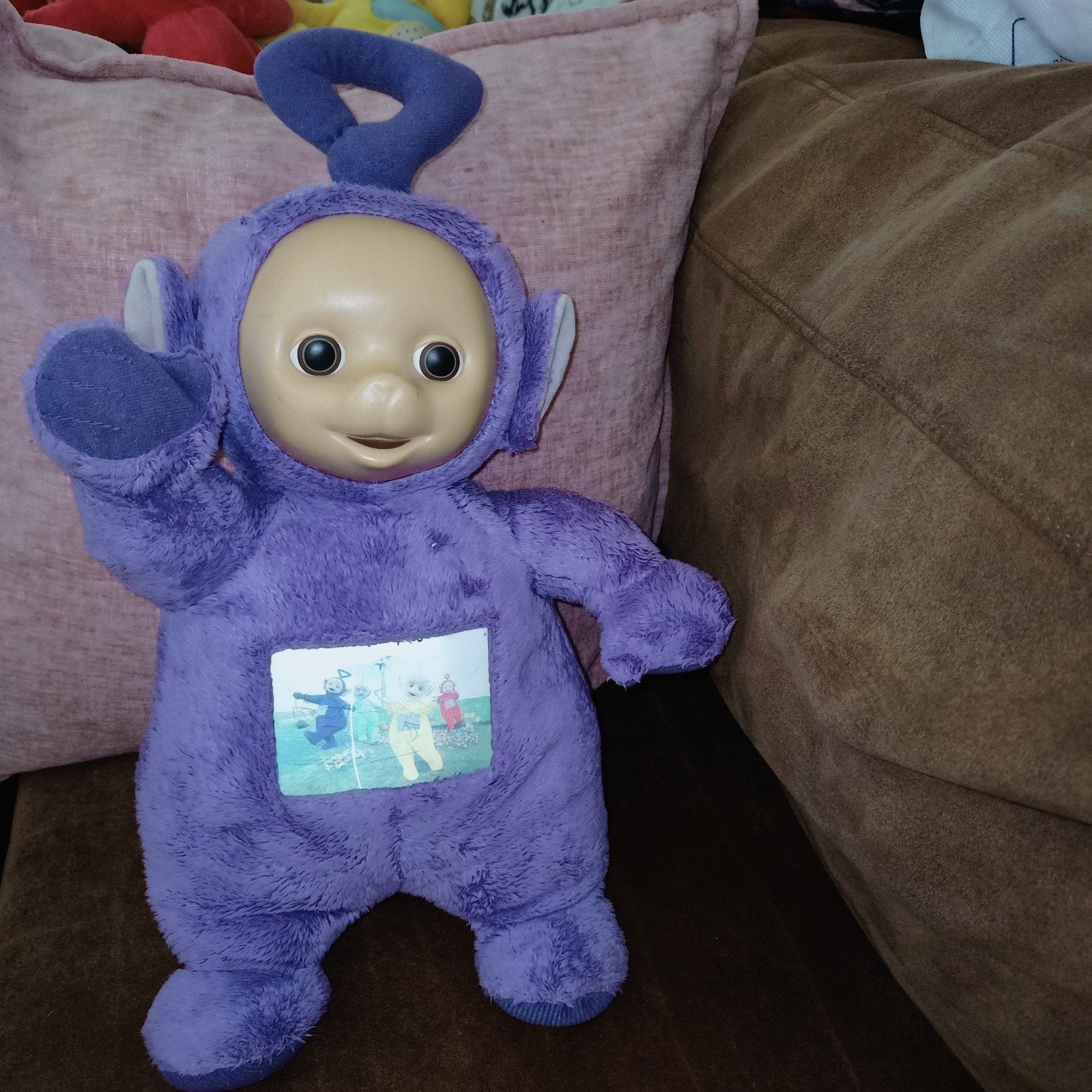 Vintage tinky winky, paarse teletubbie met hologram buik., Paars, Overige merken, Overige karakters, Overige typen