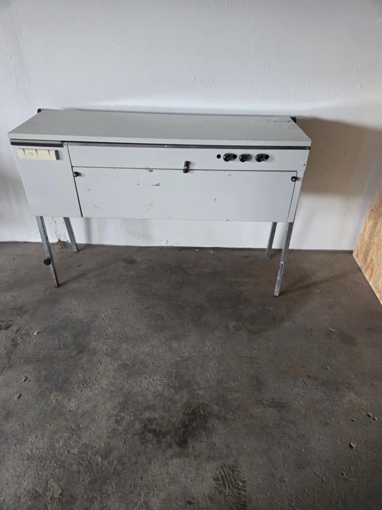Bermkeuken, Ophalen