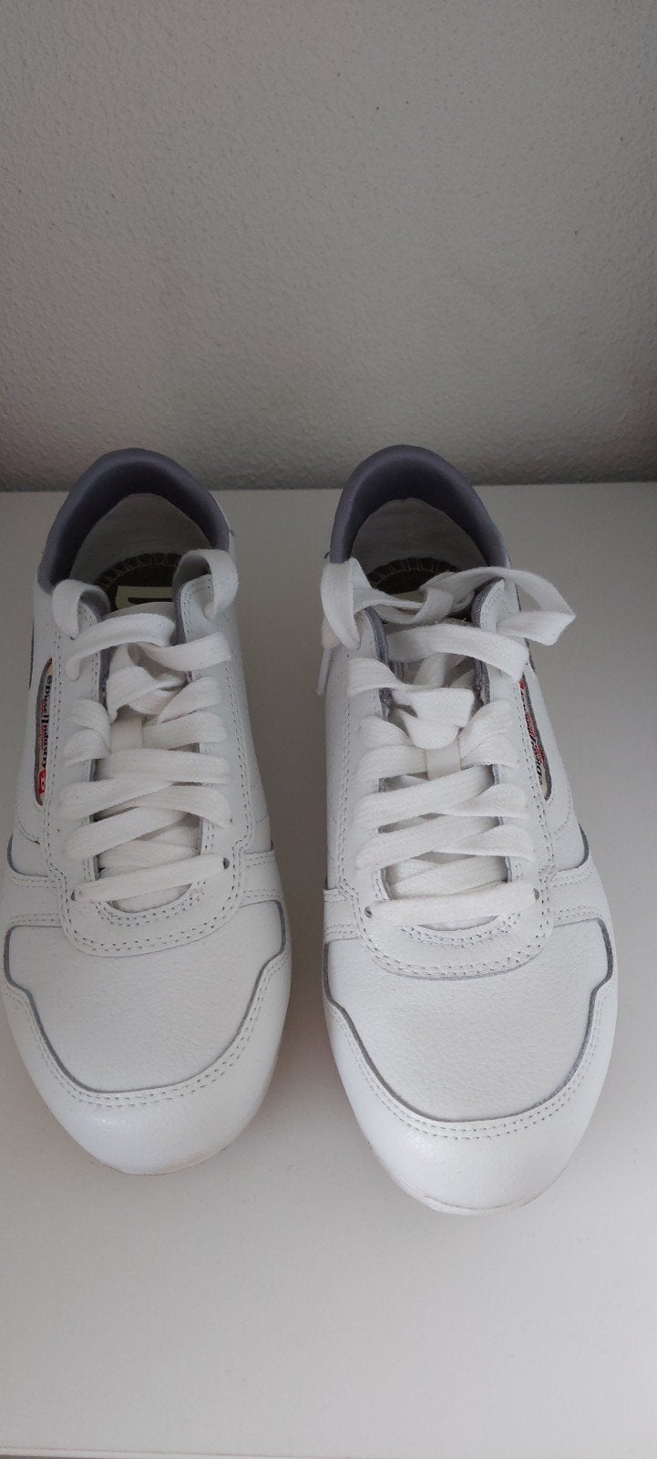 Diesel sneakers, Sport en Fitness, Basketbal, Ophalen of Verzenden, Nieuw, Schoenen