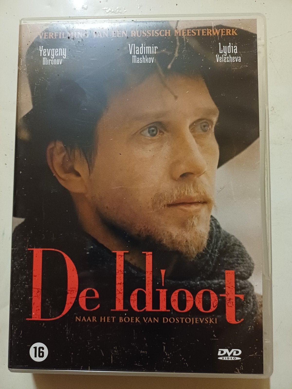 De Idioot, Vanaf 16 jaar, Ophalen of Verzenden, Zo goed als nieuw