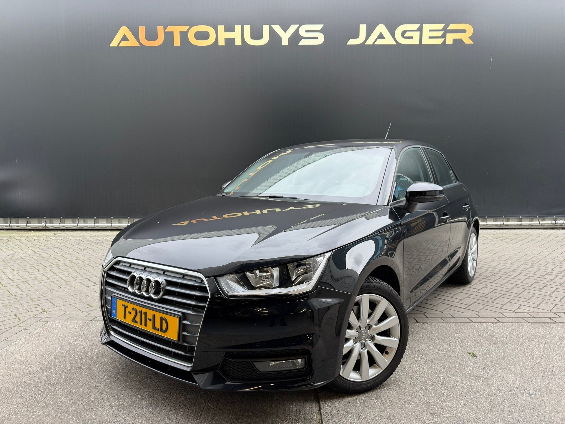 Audi A1 Sportback 1.4 TFSI Sport Automaat Sensoren, Auto's, Euro 6, 4 cilinders, 4 stoelen, 600 kg