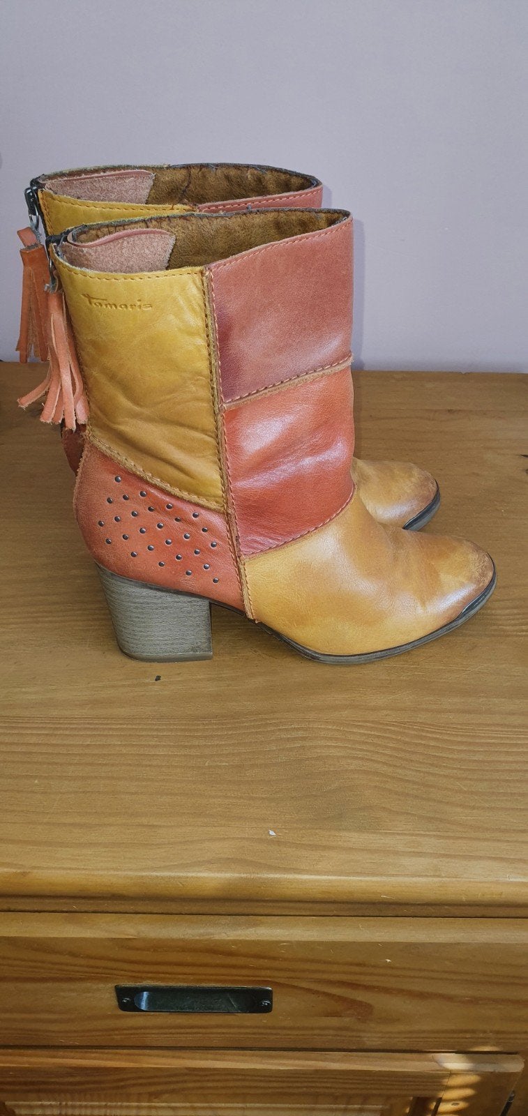 Tamaris leren enkellaarsjes retro, Gebruikt, Meisje, Ophalen of Verzenden, Laarzen