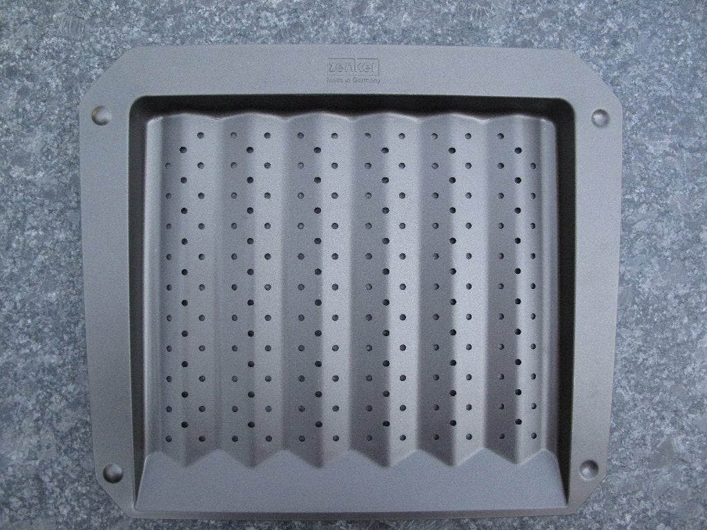 Zenker bakplaat grillplaat pizzaplaat geperforeerd 37x33x3, Ophalen of Verzenden, Nieuw