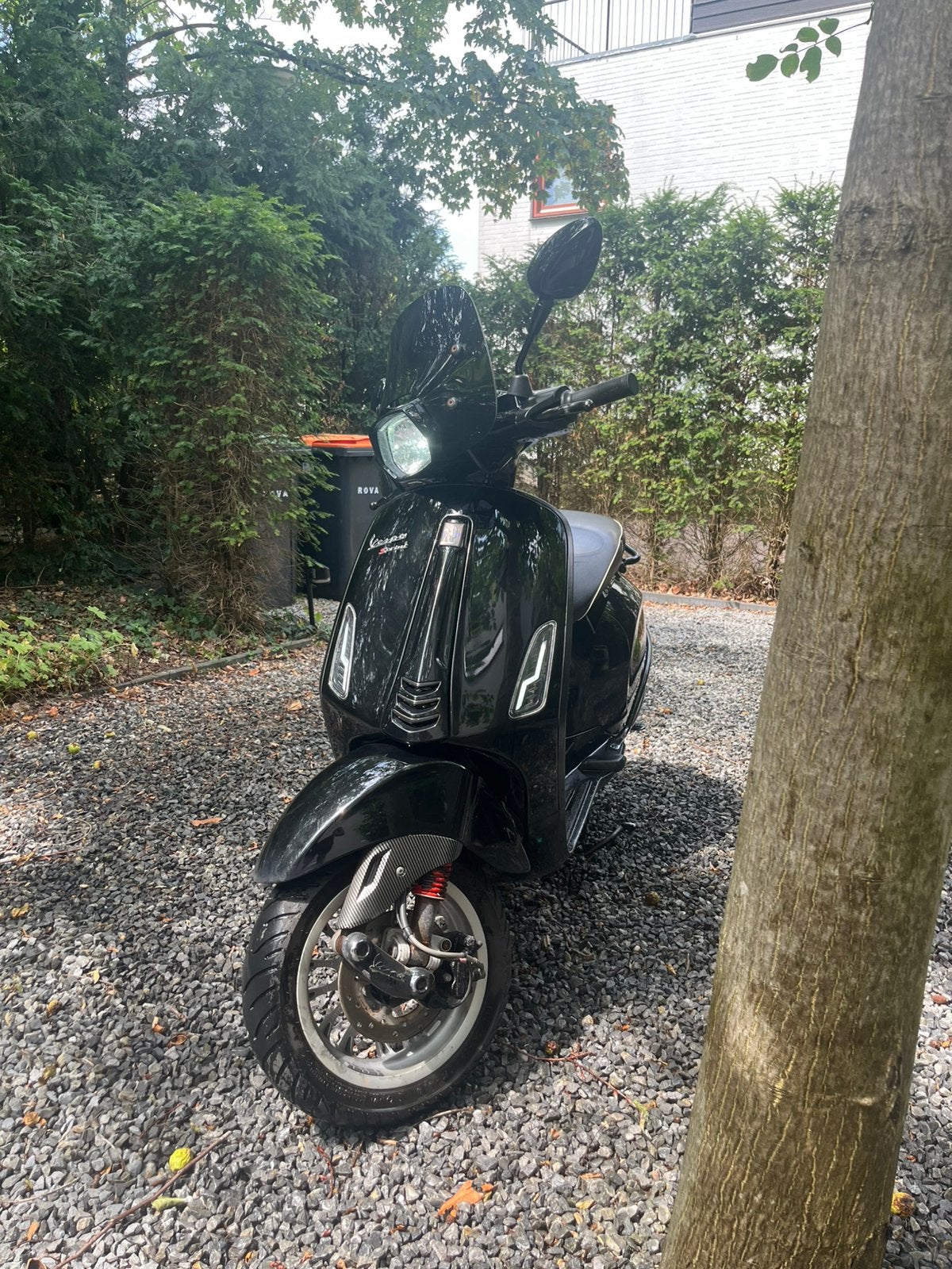 Vespa sprint, Fietsen en Brommers, Ophalen, Gebruikt, Maximaal 45 km/u, Benzine