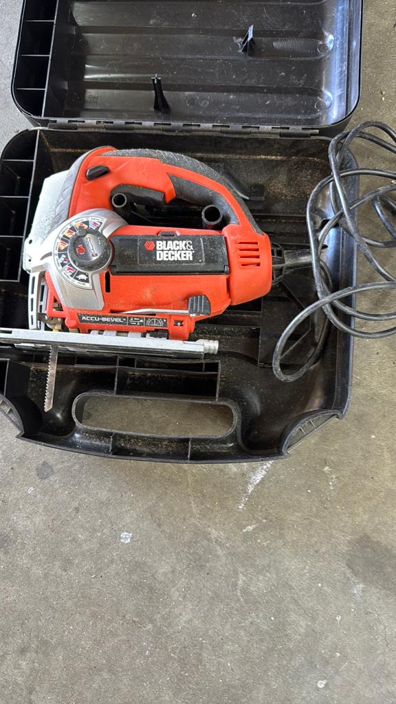 Black en decker decopeerzaag, Ophalen, Gebruikt, Decoupeerzaag, 30 tot 70 mm