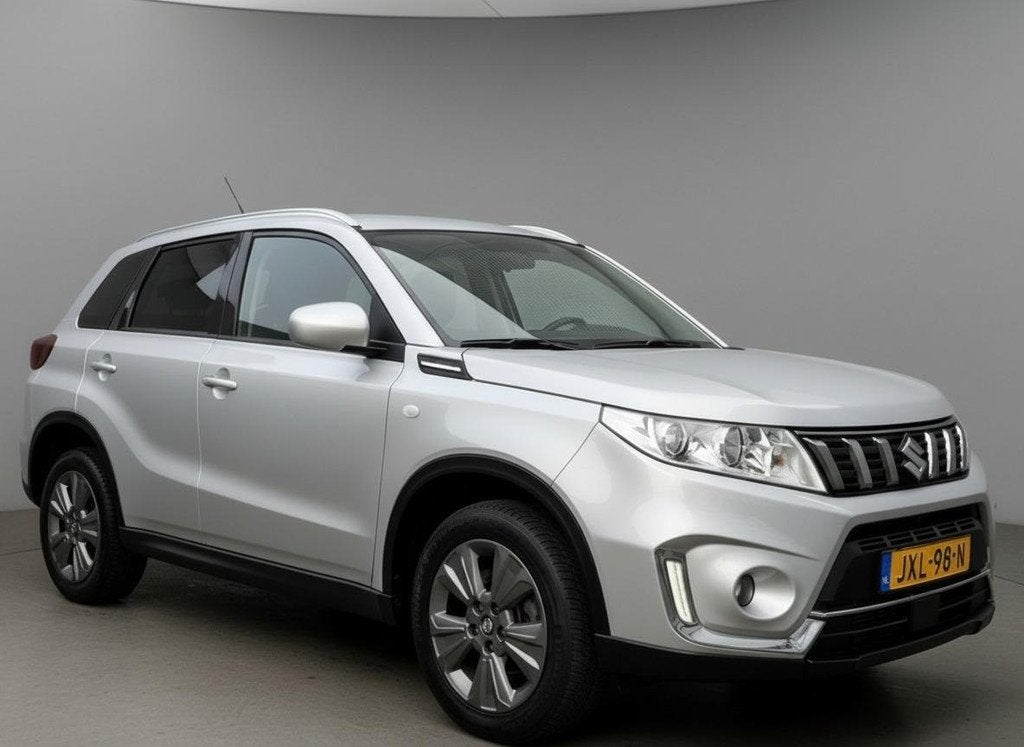 Suzuki Vitara 1.0 Boosterjet Autom Led Carplay Cruise Camera, Stof, Gebruikt, Met garantie (alle), 400 kg