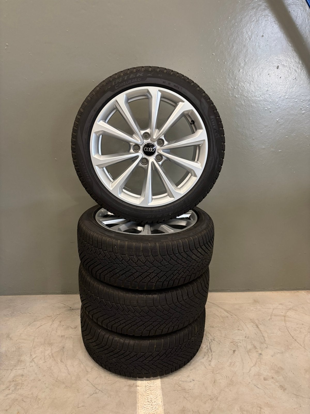 18 inch Audi A5 velgen met winterbanden!, Auto diversen, Ophalen