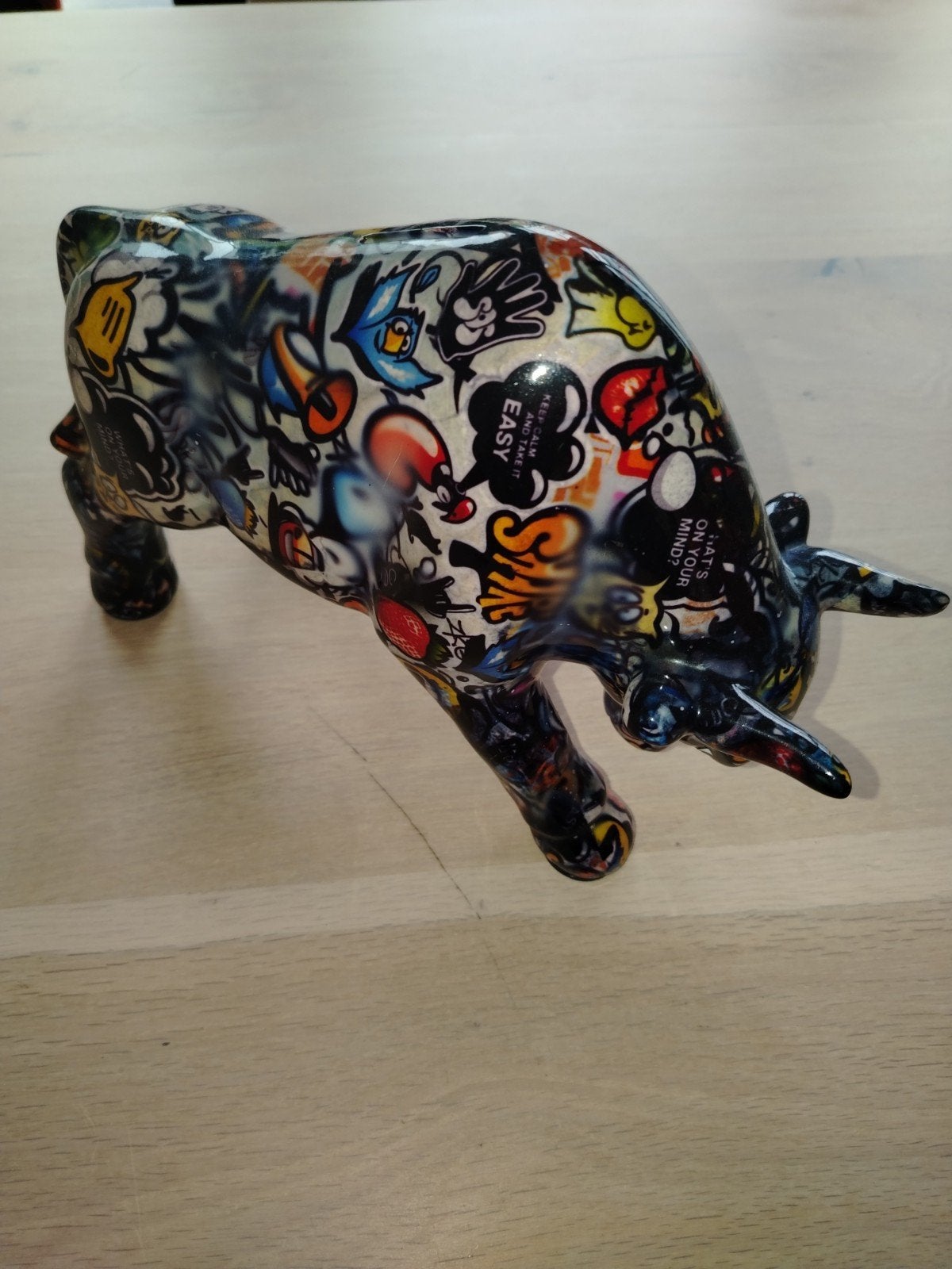 Stenen spaarvarken stier met graffiti-design, Ophalen of Verzenden, Nieuw, Dier