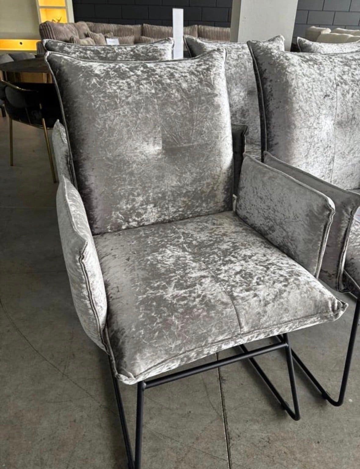 Set 6 stoelen Glitzz zilver showroom opruiming, Ophalen of Verzenden, Zo goed als nieuw, Stof