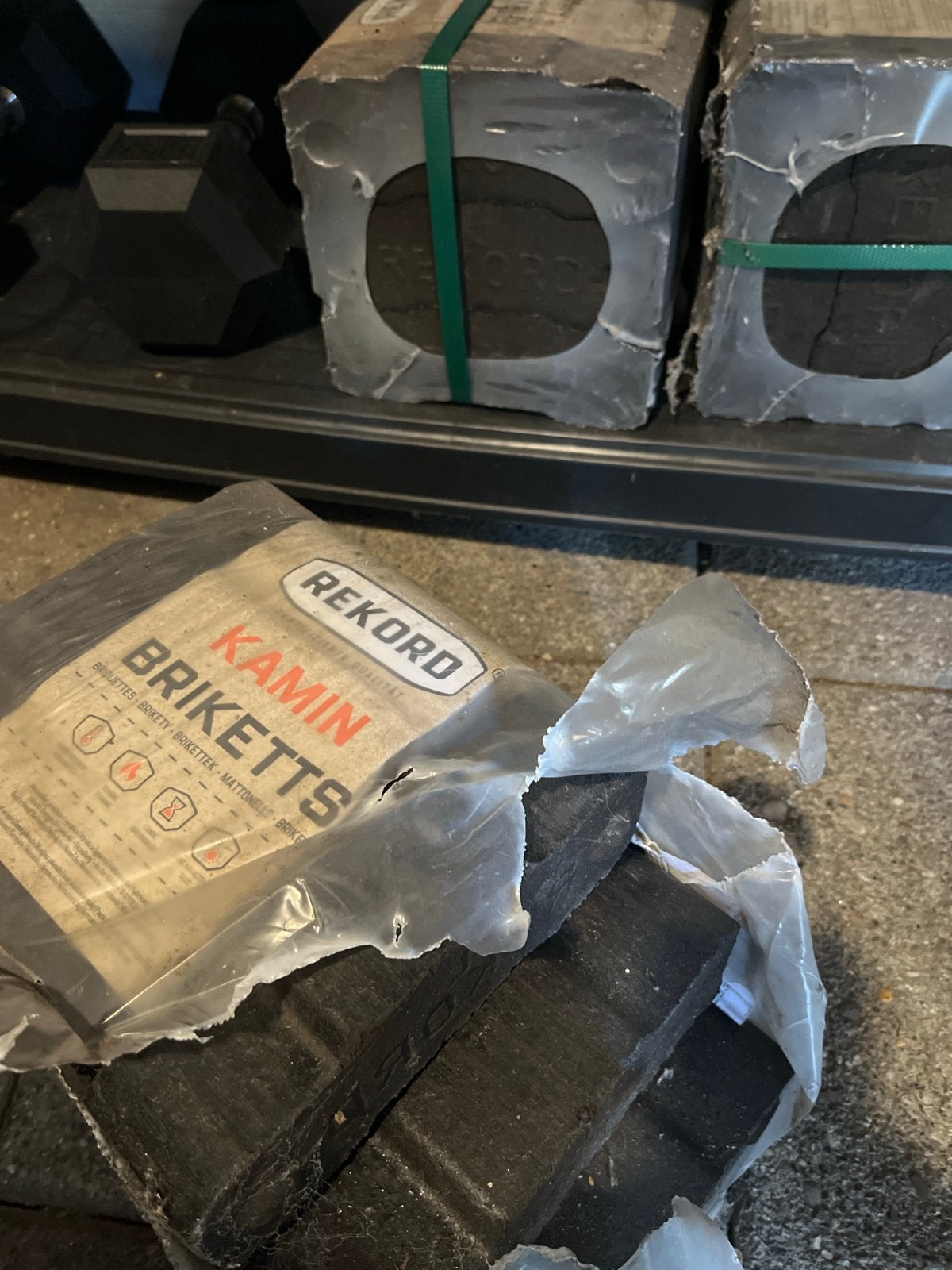 Bijna 3 x Houtbriketten Rekord Kammin 10kg, Minder dan 3 m³, Ophalen, Overige houtsoorten, Blokken