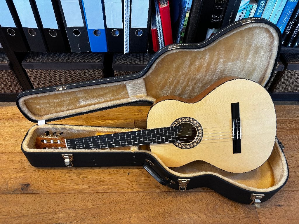 Handgebouwde spaanse (klassieke) gitaar & koffer, Ophalen, Nieuw, Klassieke of Spaanse gitaar, Met koffer
