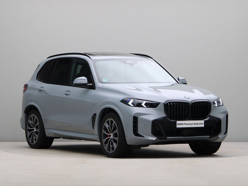 BMW X5 xDrive50e (bj 2025, automaat), Auto's, Lichtsensor, Gebruikt, 2395 kg, Met garantie (alle)