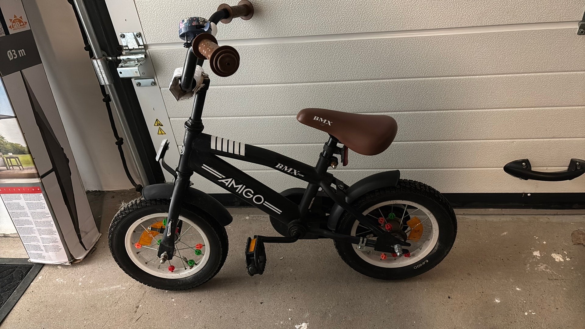12 inch cross fiets kinderfiets zwart bmx, Fietsen en Brommers, Ophalen, Terugtraprem, Zijwieltjes, Gebruikt