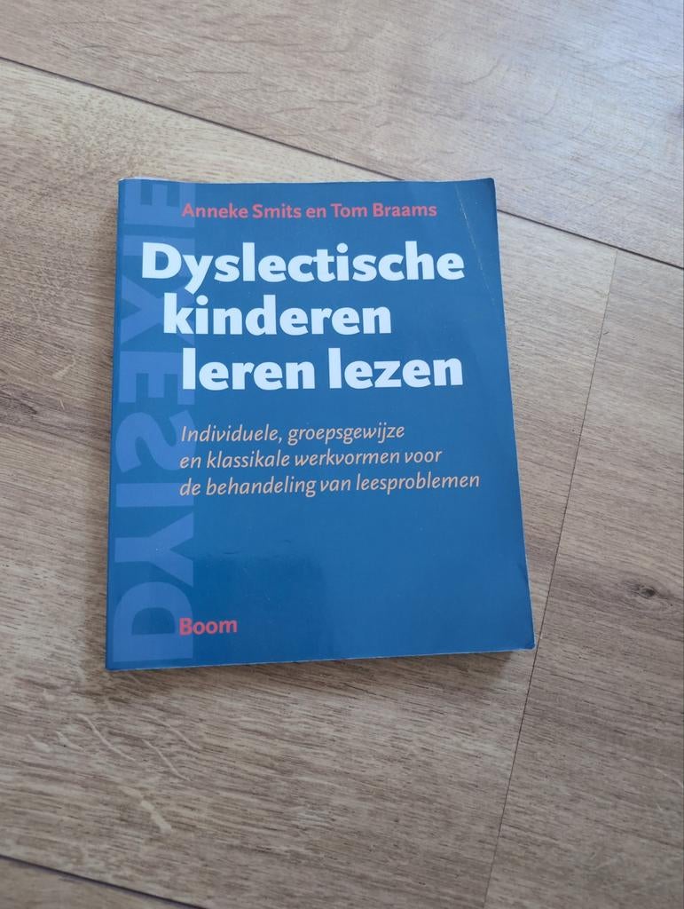 A. Smits - Dyslectische kinderen leren lezen, Ophalen of Verzenden, Gelezen, A. Smits