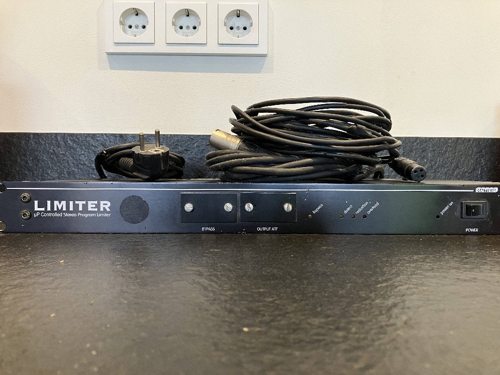 Dateq SPL2 legendarische limiter, Ophalen of Verzenden, Gebruikt, 5 tot 10 kanalen, Microfooningang