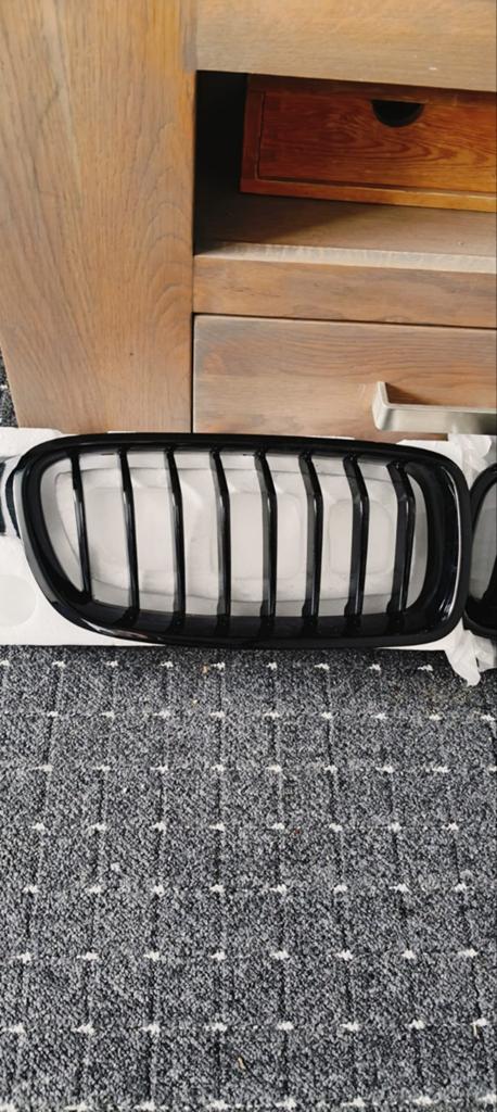 BMW F30/F31 Nierengrilles Glans Zwart - Shadow Line, Ophalen of Verzenden