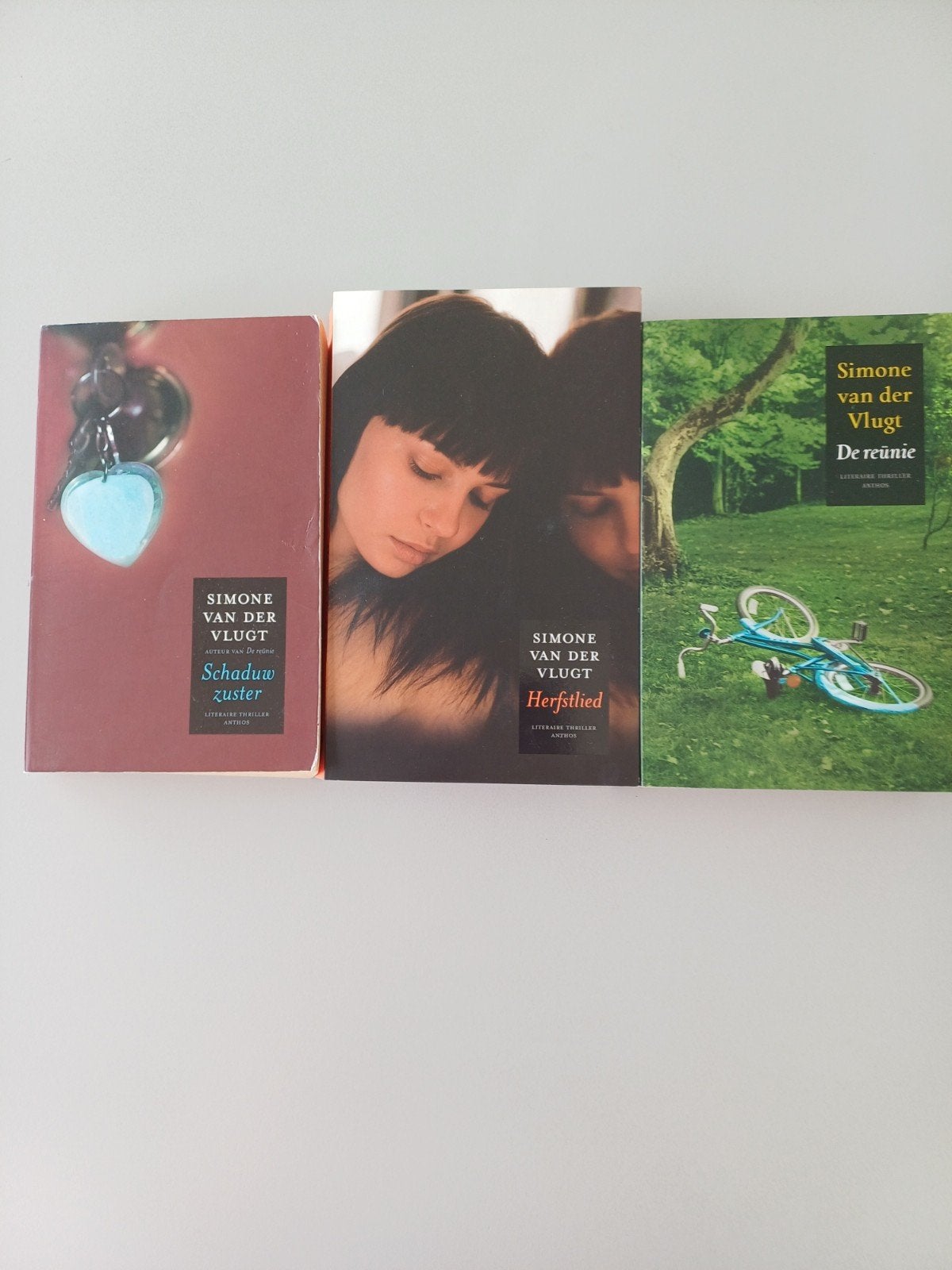 Simone van der Vlugt boeken, Ophalen of Verzenden, Gelezen, Simone van der Vlugt, Nederland