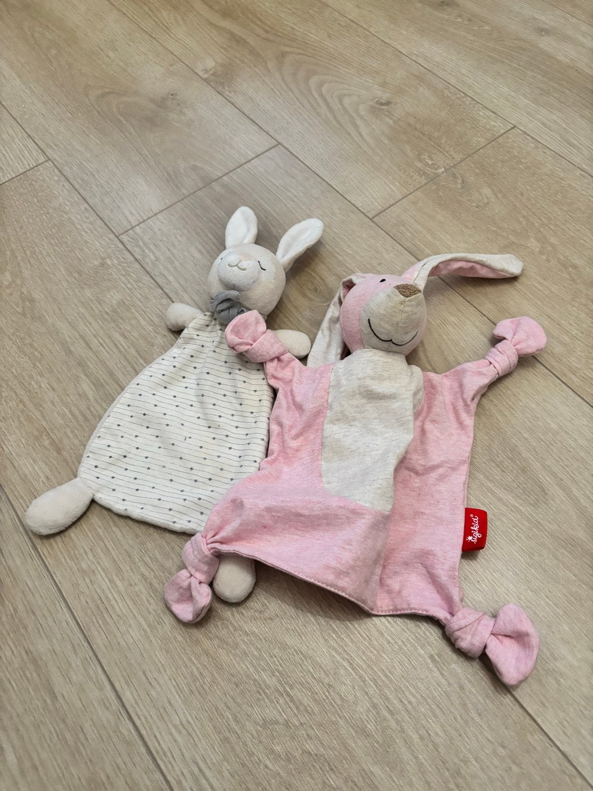 2 konijn knuffeldoekjes - Sigikid en ander merk, Gebruikt, Overige karakters, Ophalen of Verzenden, Roze