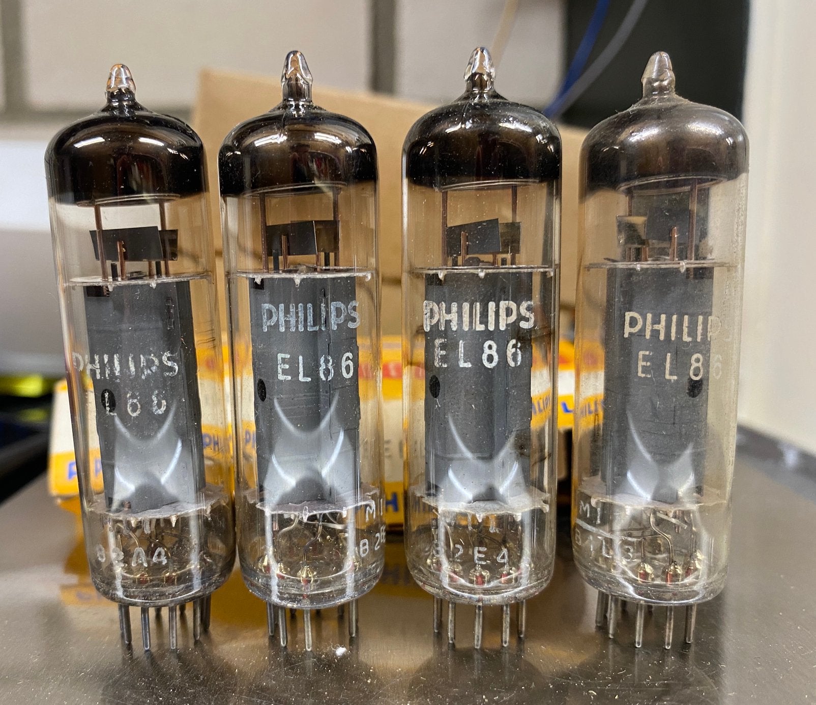 EL86 Mullard met Philips print 6CW5  CV5094, Ophalen of Verzenden