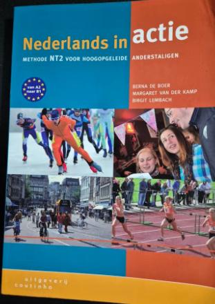 Nederlands in actie - NT2 methode, Ophalen of Verzenden, Alpha, Gelezen